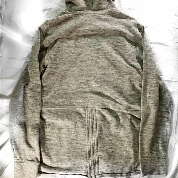 Men’s Adidas Hoodie Size L - Picture 3 of 3